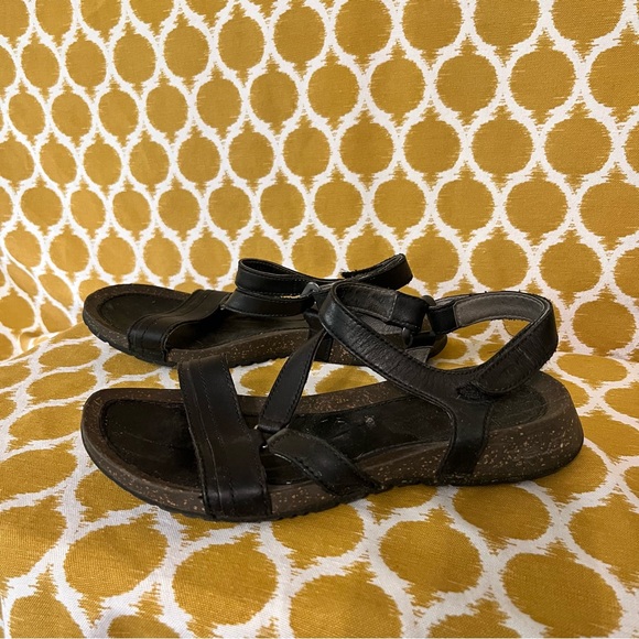 Teva Cabrillo Universal Black Leather & Cork Sling Back Sandals F20015A Size 8 - Picture 1 of 7